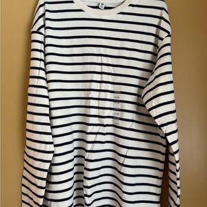 Black and White Uniqlo Striped Shirt